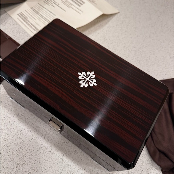 Patek Philippe watch box replacement - Picture 3 of 5